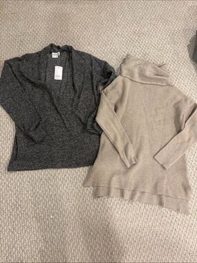 Simple Dual Sweater Set in Charcoal and Taupe